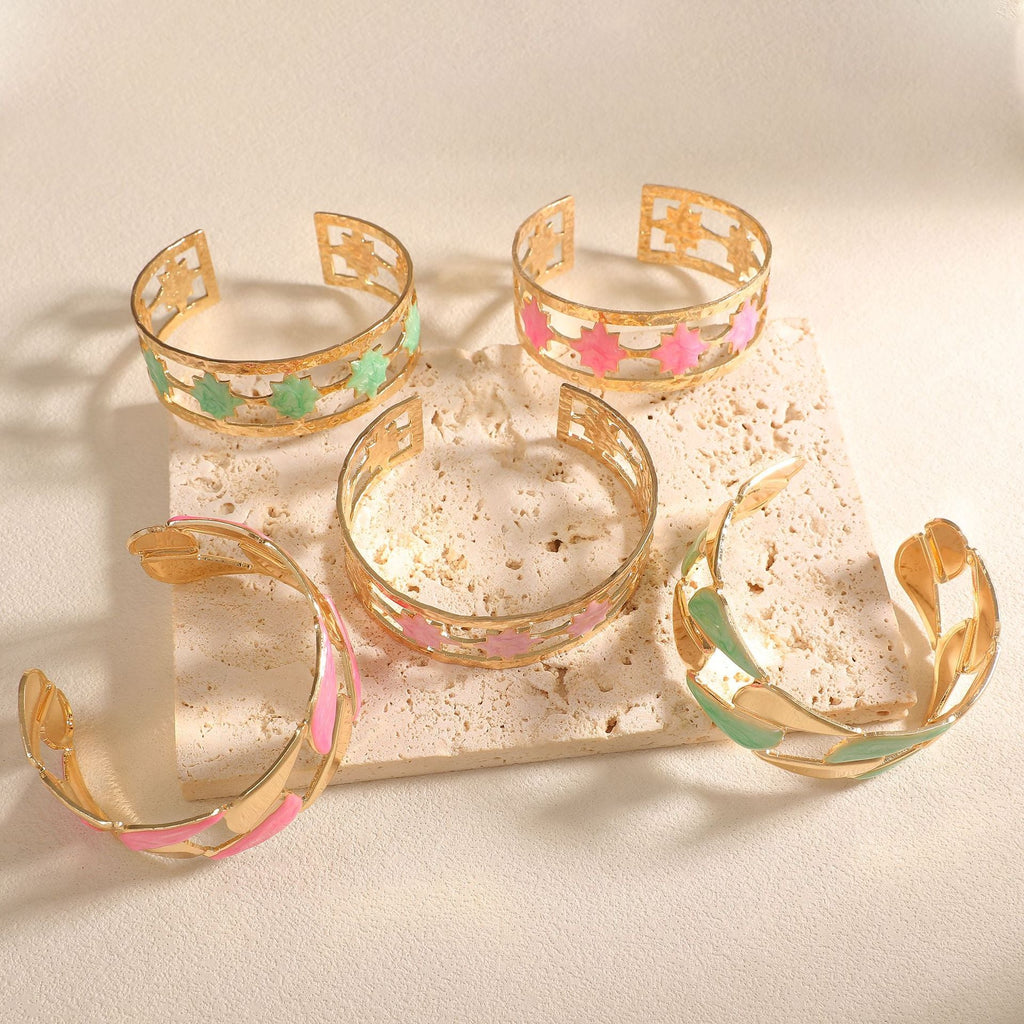 Women's Open Bangle with Elegant Leaf Design Fashion Glam
