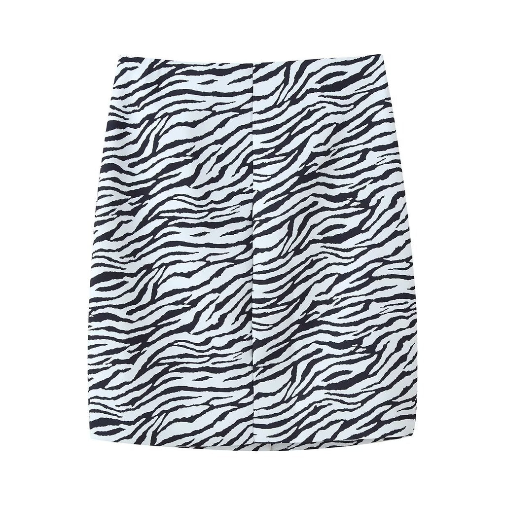 Women's Short Blazer with Oversized Shawl Collar and Zebra Print Fashion Glam