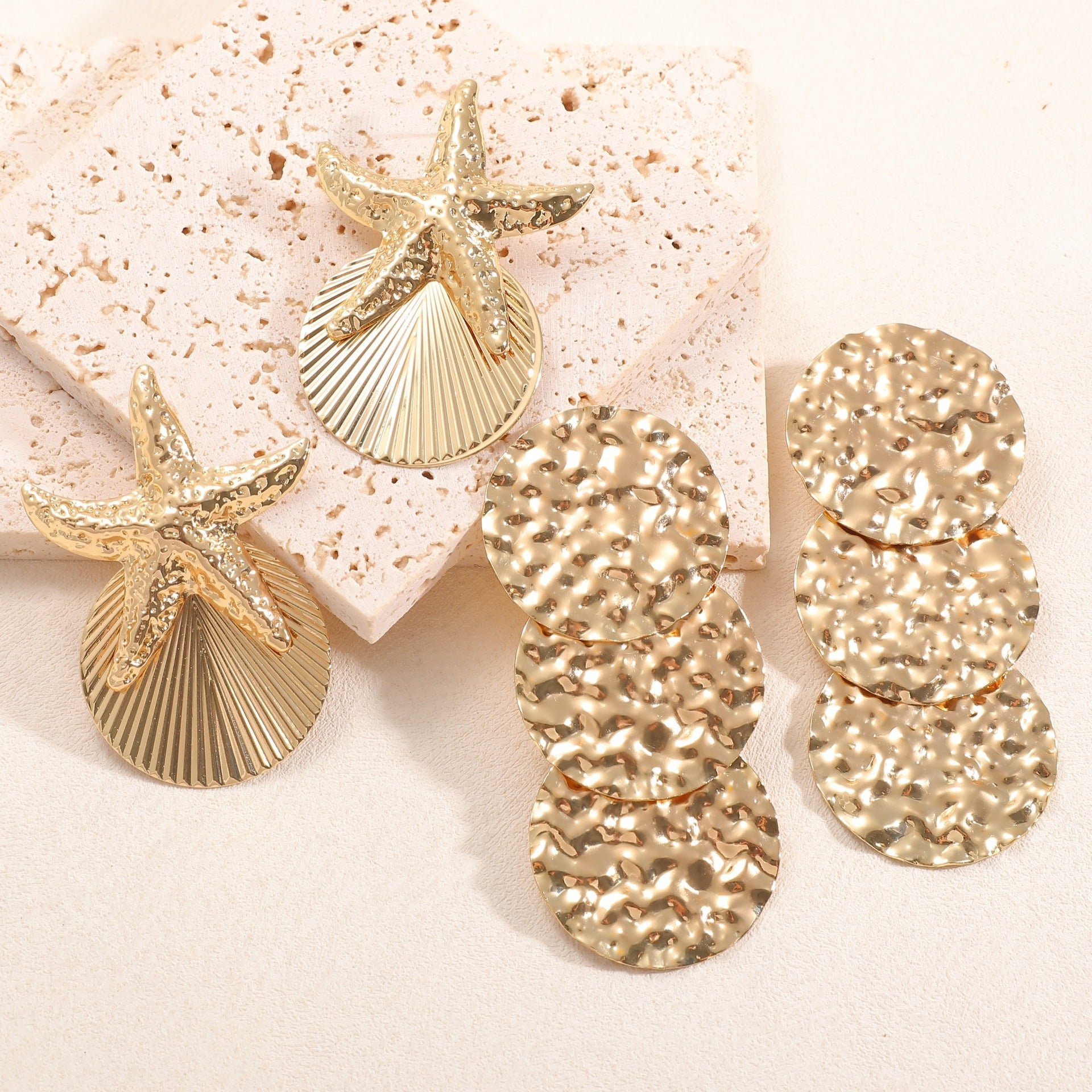 Women's ear clips in luxurious shell and starfish design Fashion Glam