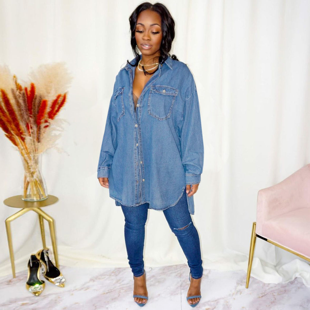 Women's Oversized Denim Shirt Jacket with Flap Pockets and Extended Cut Fashion Glam