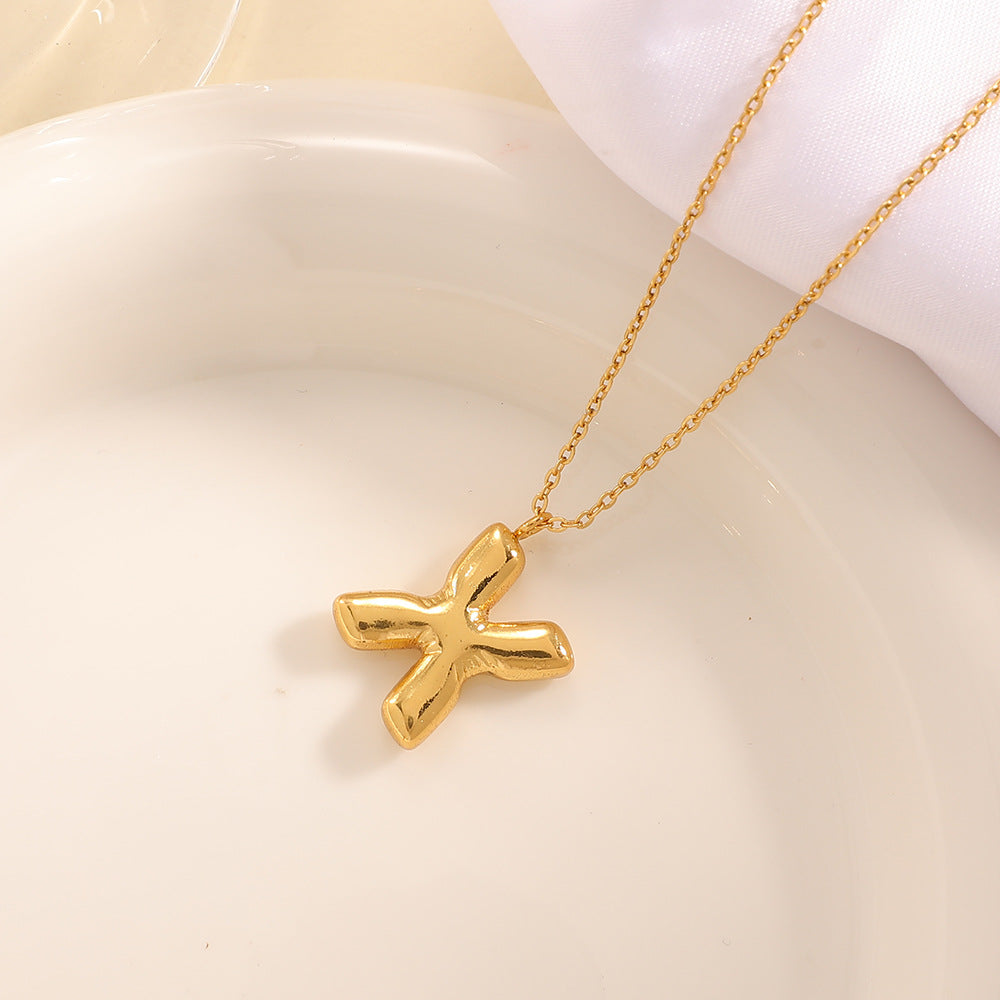 Women's necklace with curved letter pendant Fashion Glam