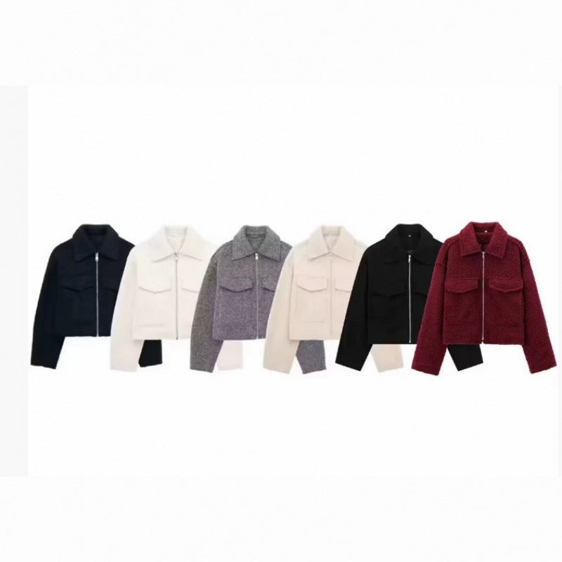Women's short jacket in velour look with flap patch pockets and full-length zipper Fashion Glam
