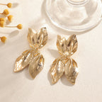 Ladies earrings in elegant leaf design Fashion Glam