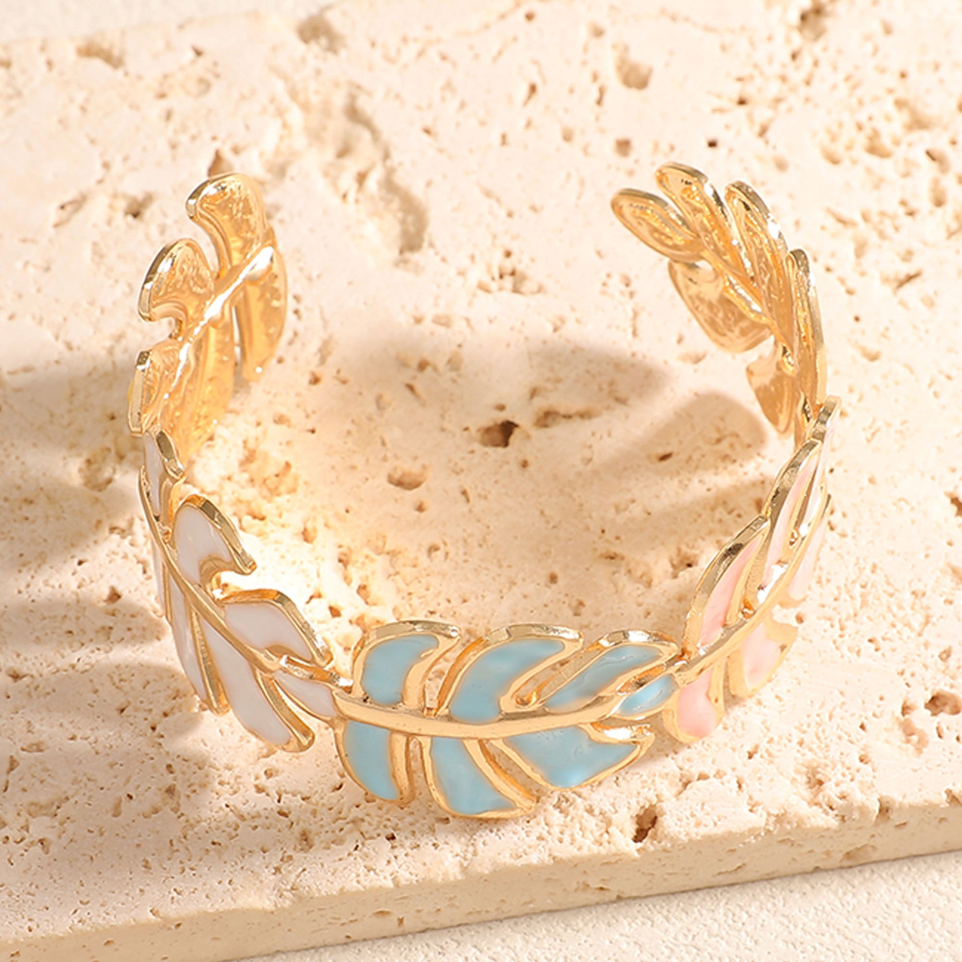Women Open Bangle in Elegant Leaf Design Fashion Glam
