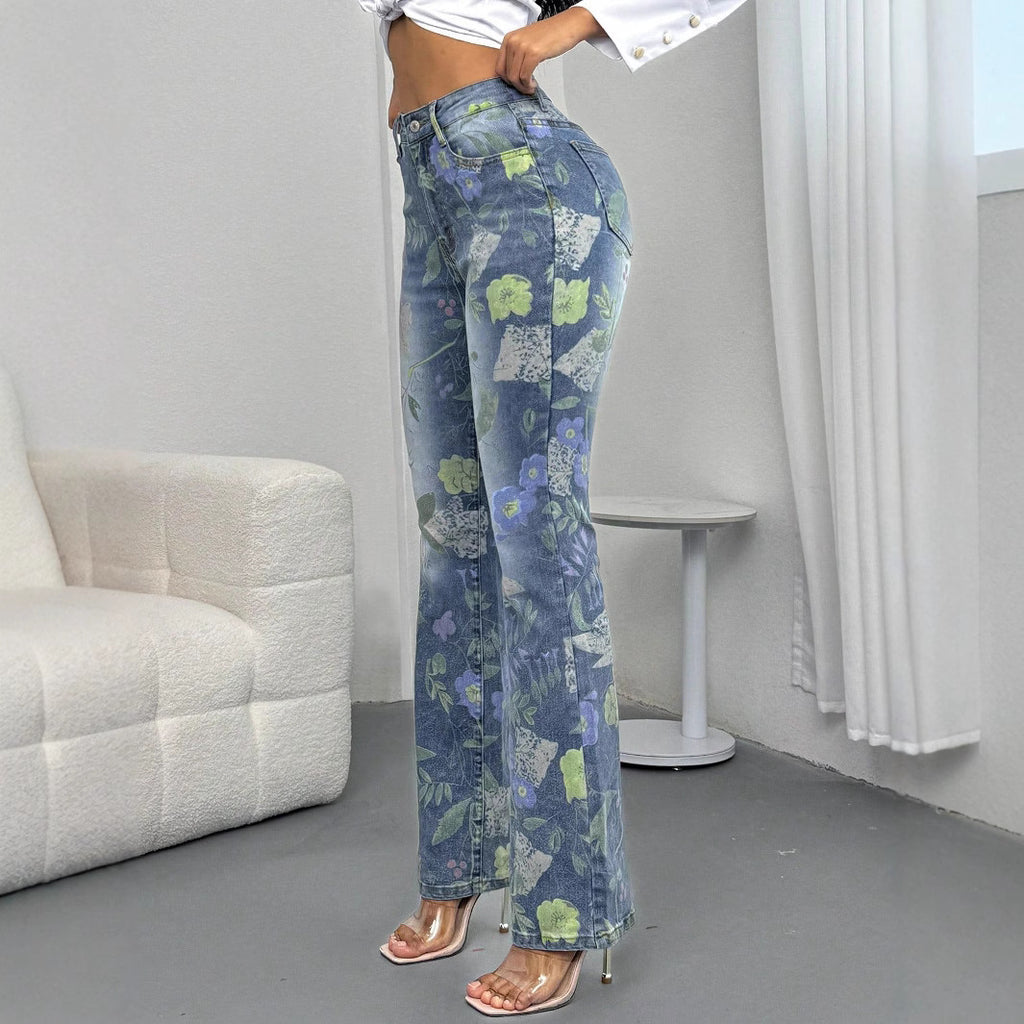 Women's High-Waisted Floral Print Denim Jeans in Light Flared-Straight Cut Fashion Glam