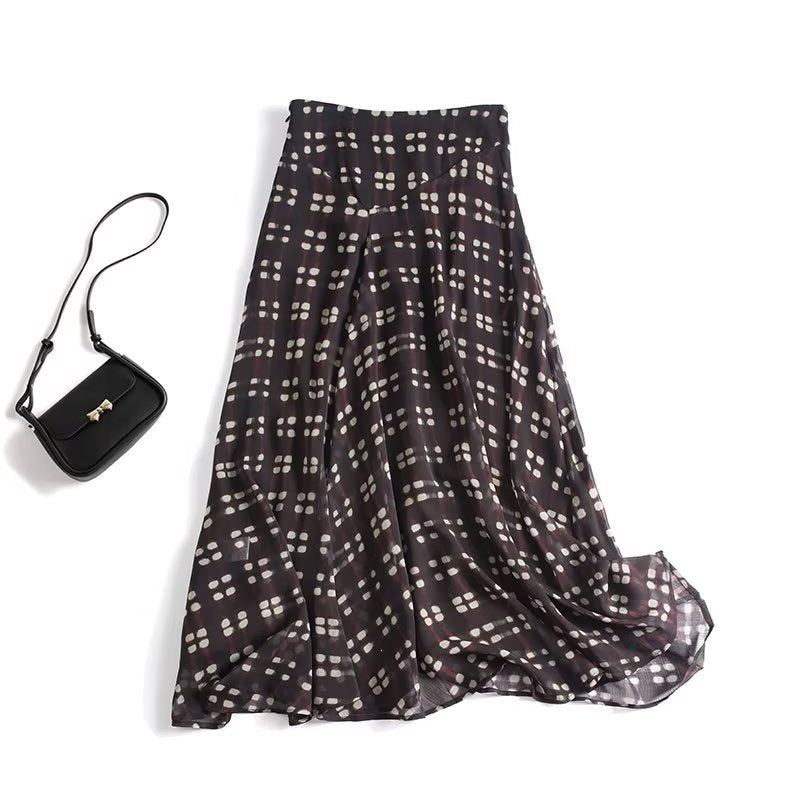 Women's flowing maxi skirt made of chiffon with geometric all-over print and high waist Fashion Glam