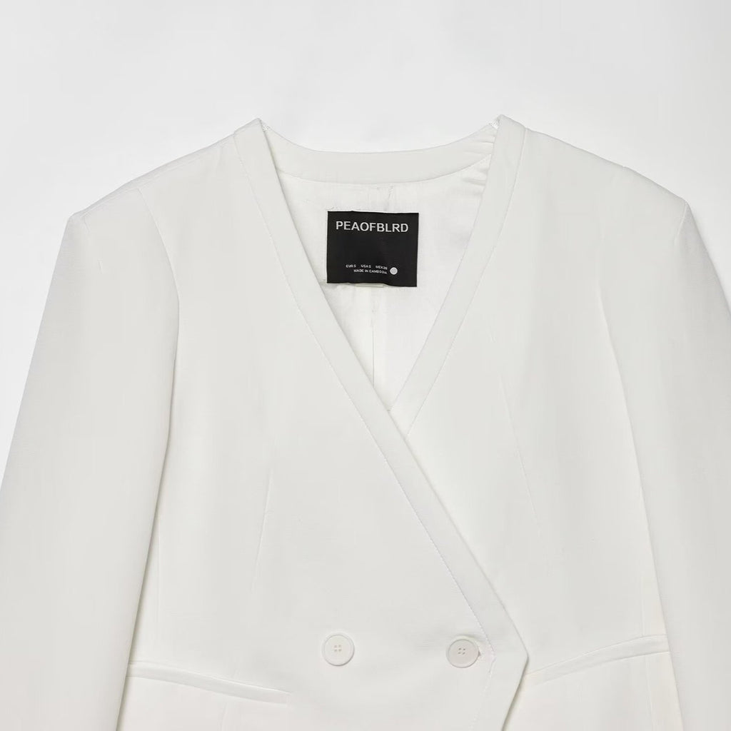 Women cropped double-breasted blazer with V-neck and cuffed sleeves Fashion Glam