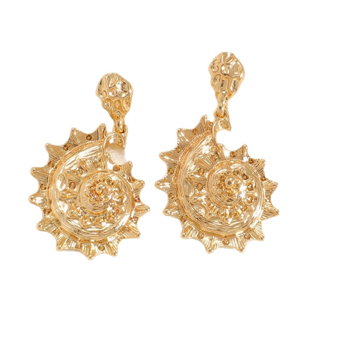 Ladies earrings in shell design Fashion Glam