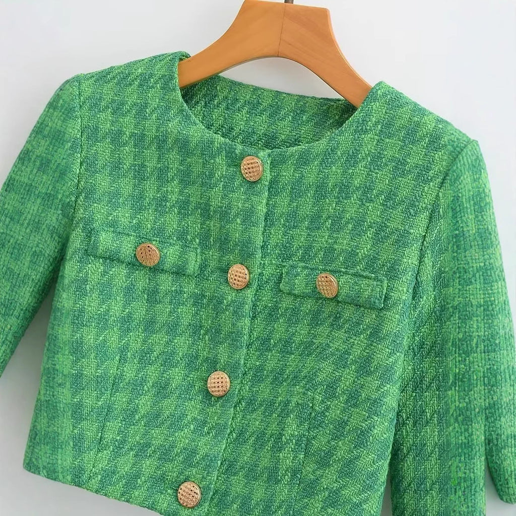 Women's Short Cut Boucle-Tweed Blazer with Boxy Silhouette and Tailored Back Seam Fashion Glam