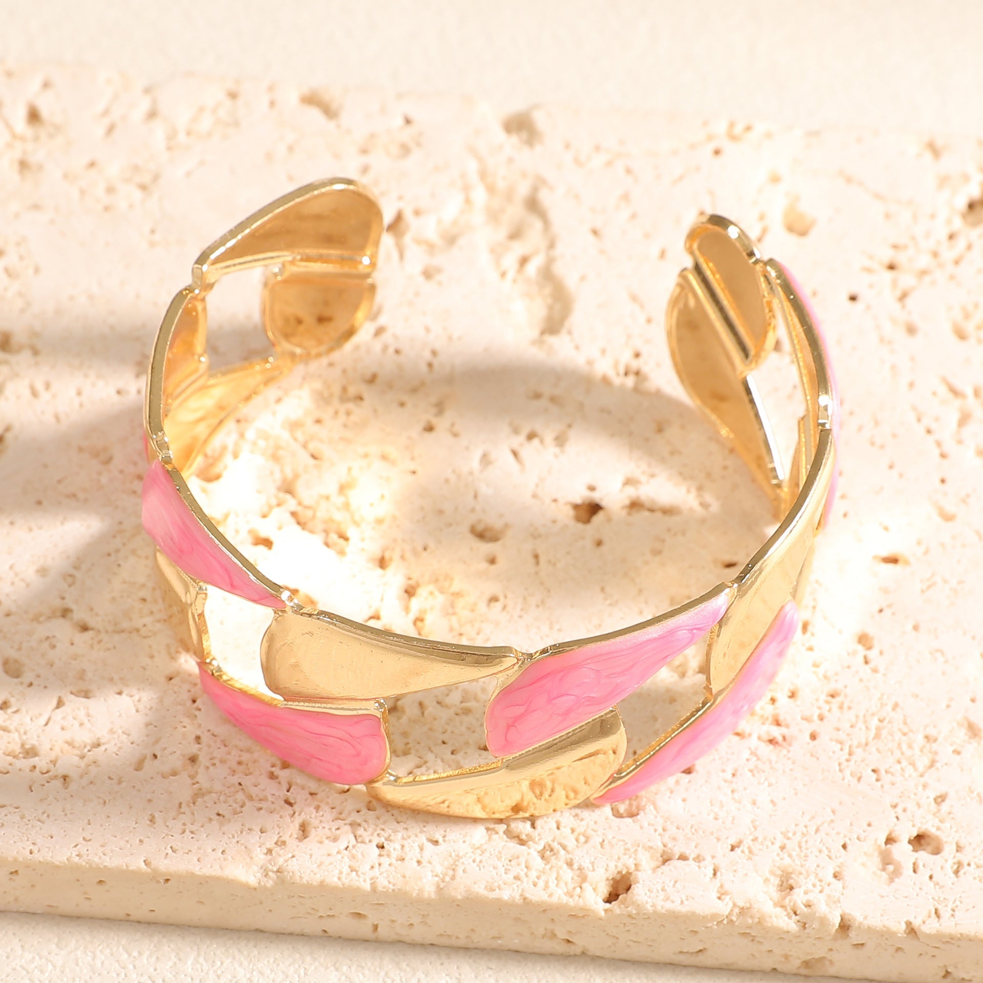 Women's Open Bangle with Elegant Leaf Design Fashion Glam