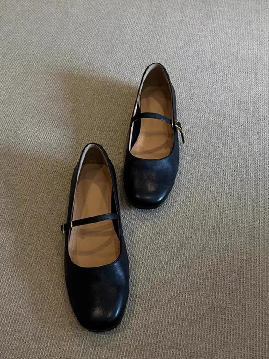 Women's elegant Mary Janes with comfortable sole and adjustable strap Fashion Glam