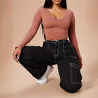 Women's utility cargo pants with wide leg, high waist and contrasting decorative seams Fashion Glam