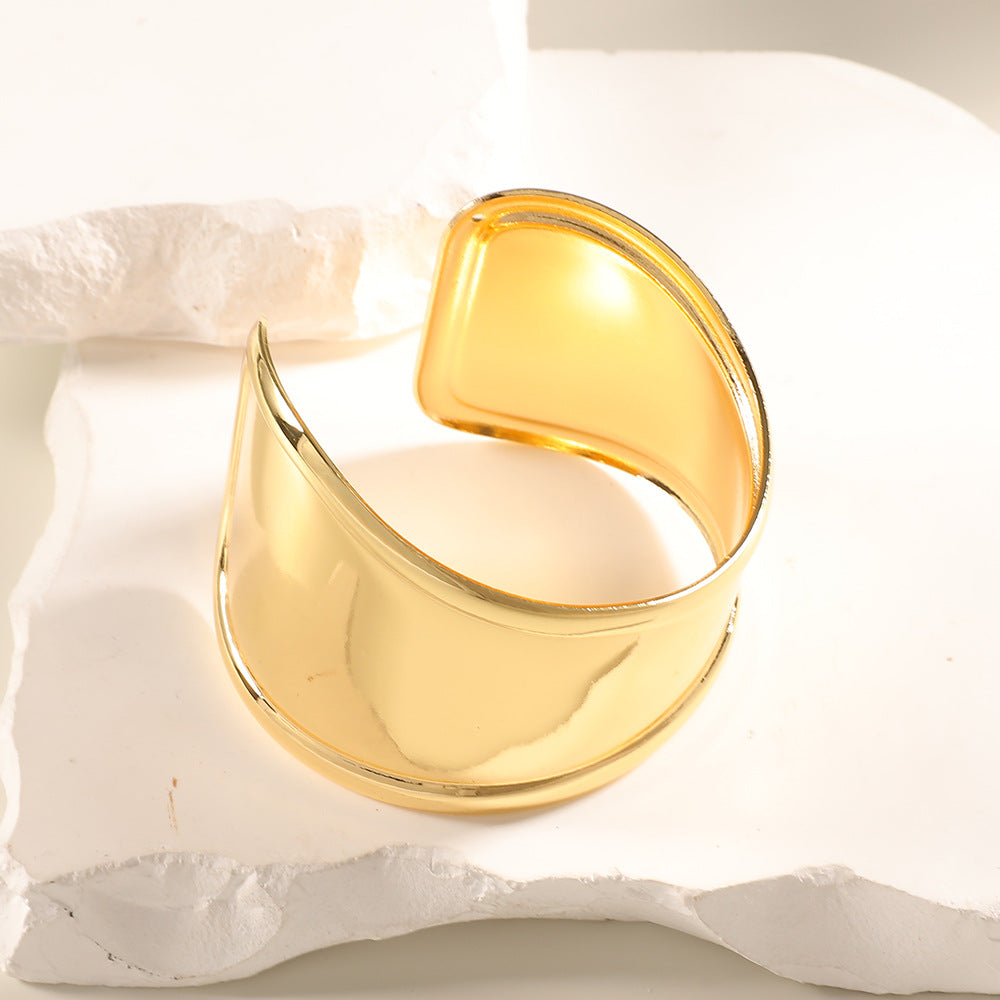Women Open Bangle with Artistic Relief Design Fashion Glam