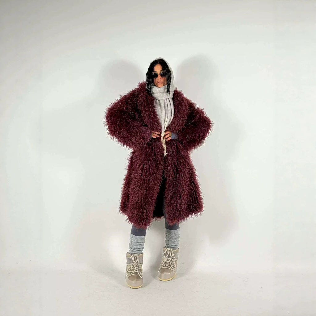 Women's Maxi Long Faux Fur Coat with Long Pile and Oversized Silhouette Fashion Glam