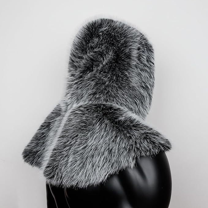 Men's hooded cloak made of dense faux fur with wide shoulder trim and warm interior lining Fashion Glam
