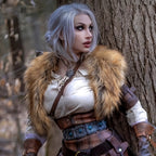Women's shoulder collar made of faux fur with leather straps and metal fittings Fashion Glam