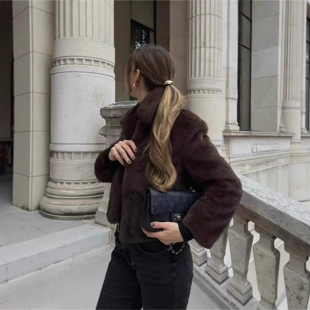 Women's Short Boxy Faux Fur Jacket with Shirt Collar and Dense High-Pile Texture Fashion Glam