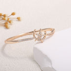 Women's bangle with elegant infinity pattern and sparkling zirconia Fashion Glam