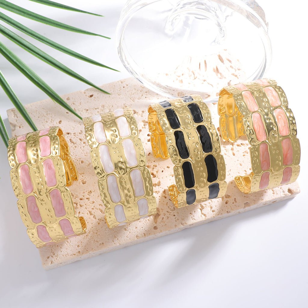 Women's Elegant and Stylish Arm Cuff Fashion Glam
