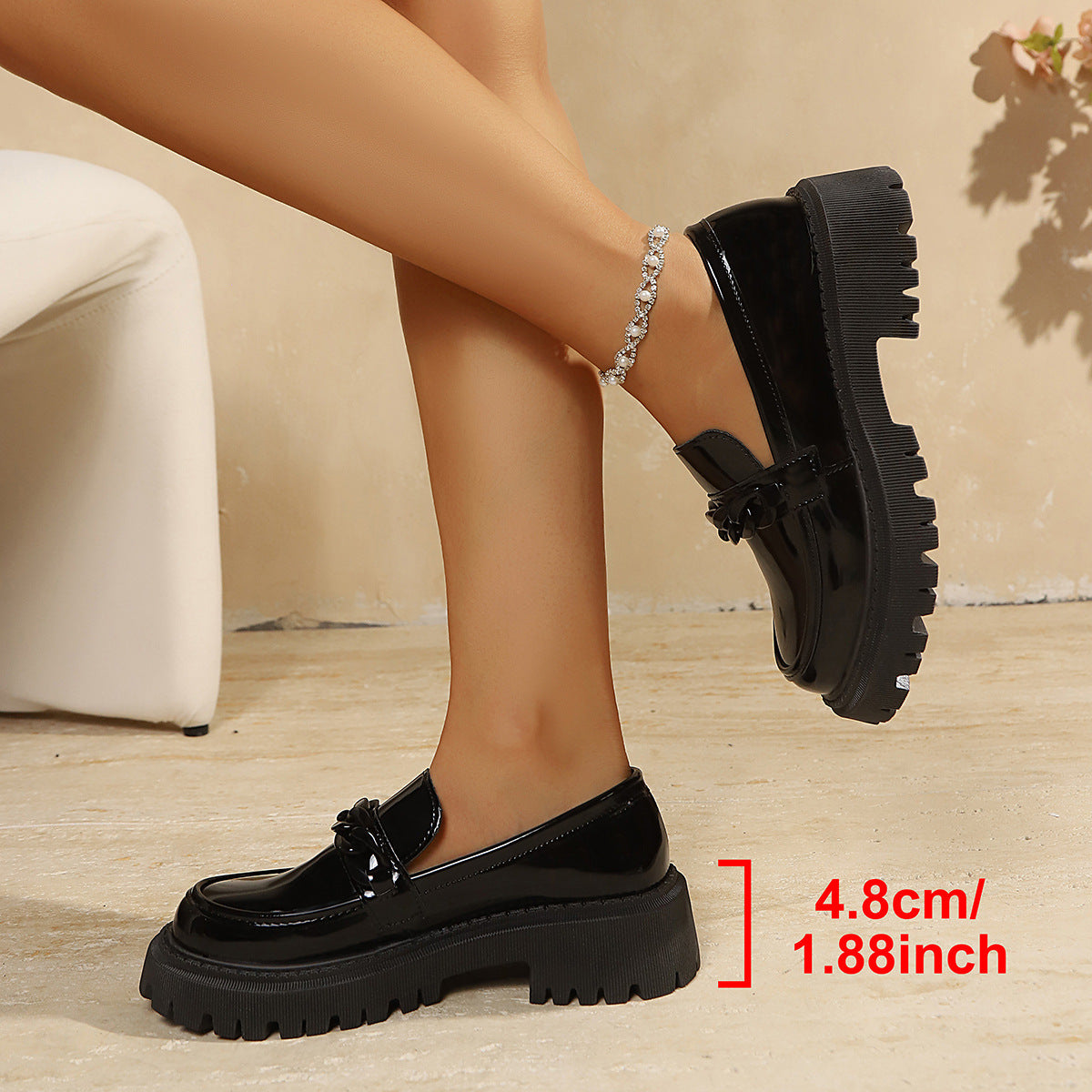 Women Chunky Patent Loafers with Thick Profile Sole and Chain Decoration Fashion Glam