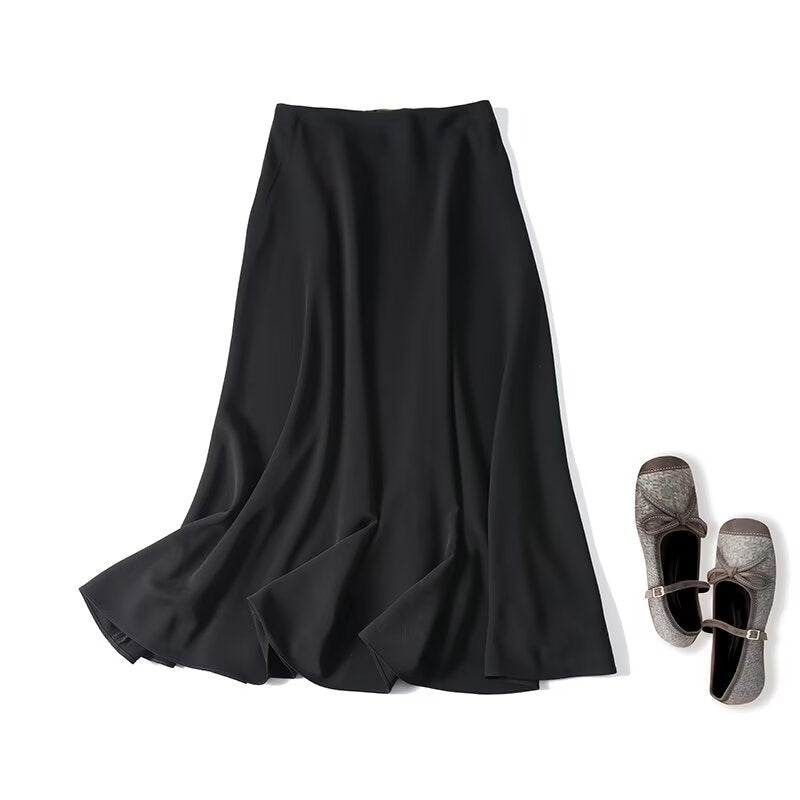 Women's maxi skirt with A-line, high waistband and decorative button placket Fashion Glam