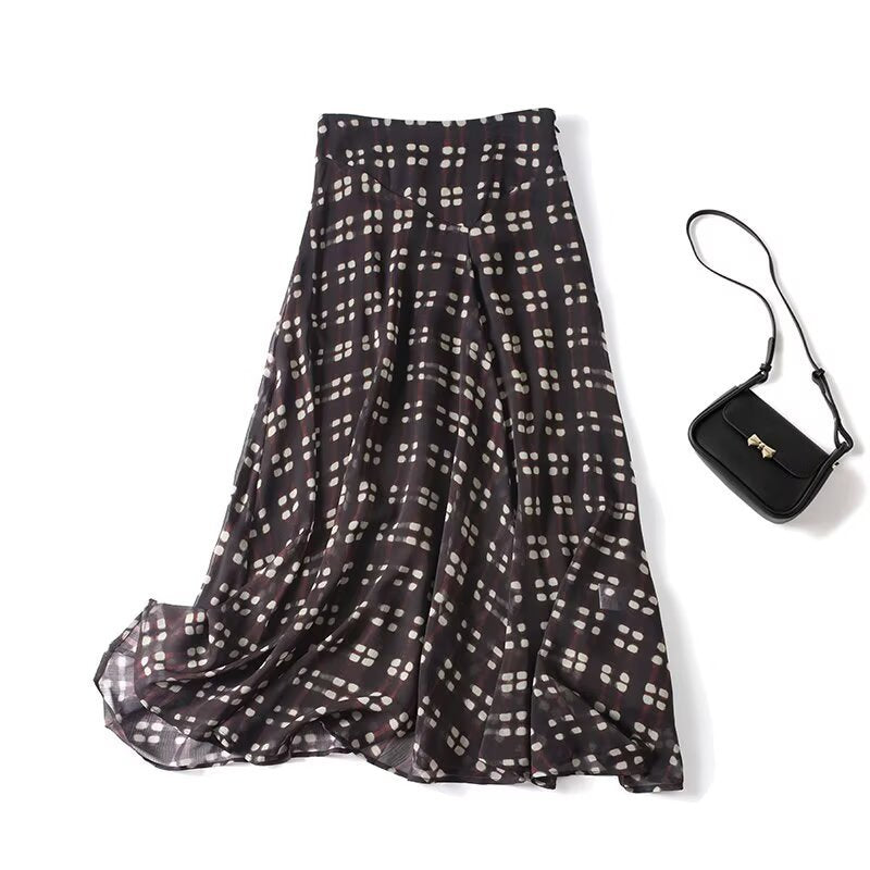 Women's flowing maxi skirt made of chiffon with geometric all-over print and high waist Fashion Glam