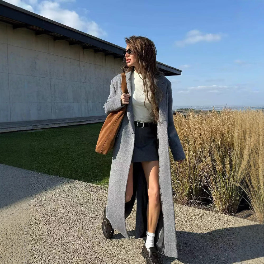 Women's Longline Wool Blend Coat with Shawl Collar, Patch Pockets and Slit Hem Execution Fashion Glam