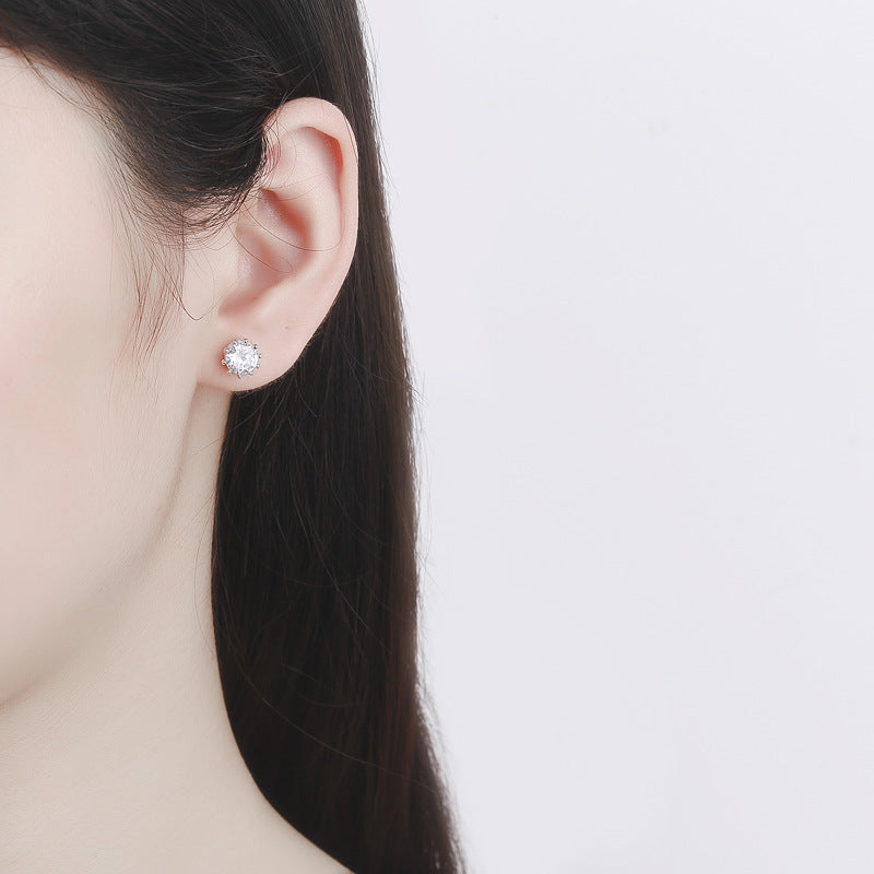 Ladies earrings with sparkling zirconia in elegant wreath design Fashion Glam