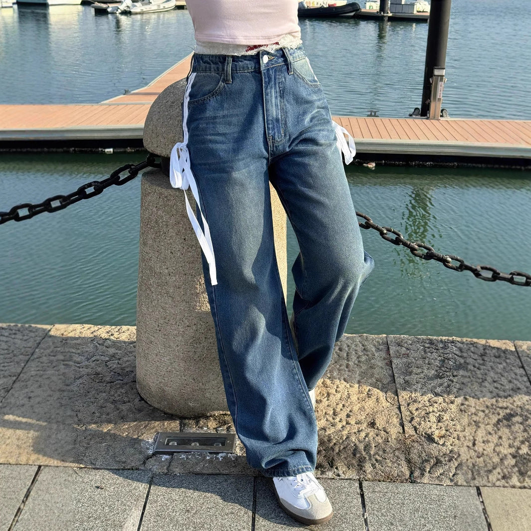 Ladies Wide High-Waist Denim Jeans with Decorative Side Stripes and Straight Leg Fashion Glam