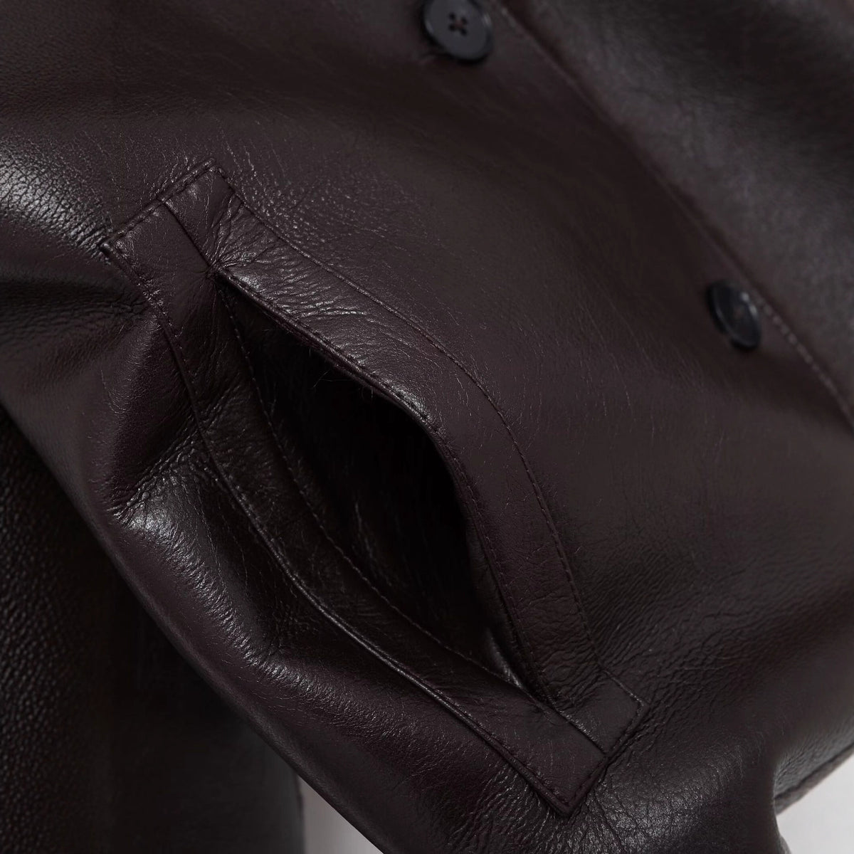 Women Boxy Faux Leather Jacket with Faux Fur Collar, Lambswool Imitation Lining and Button Closure Fashion Glam