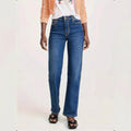 Women High-Waisted Straight-Leg Jeans with a Slight Flare and Five-Pocket Design Fashion Glam