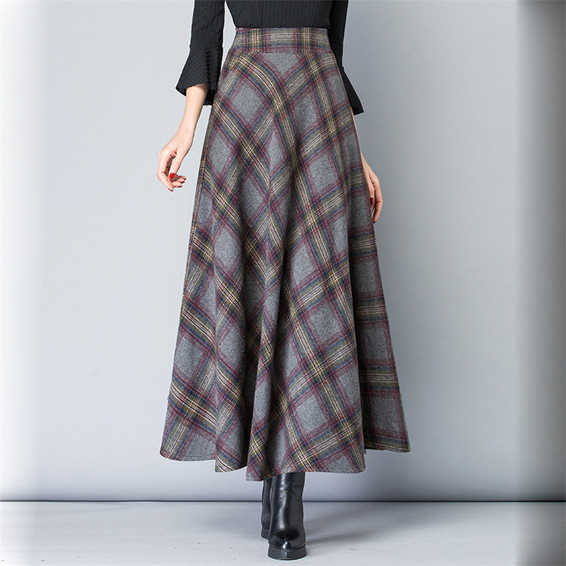 Women's ankle-length checkered skirt made of high-quality wool blend Fashion Glam