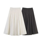 Ladies Flowing Midi Skirt in Vintage Polka Dot Design with Flared Plate Cut Fashion Glam