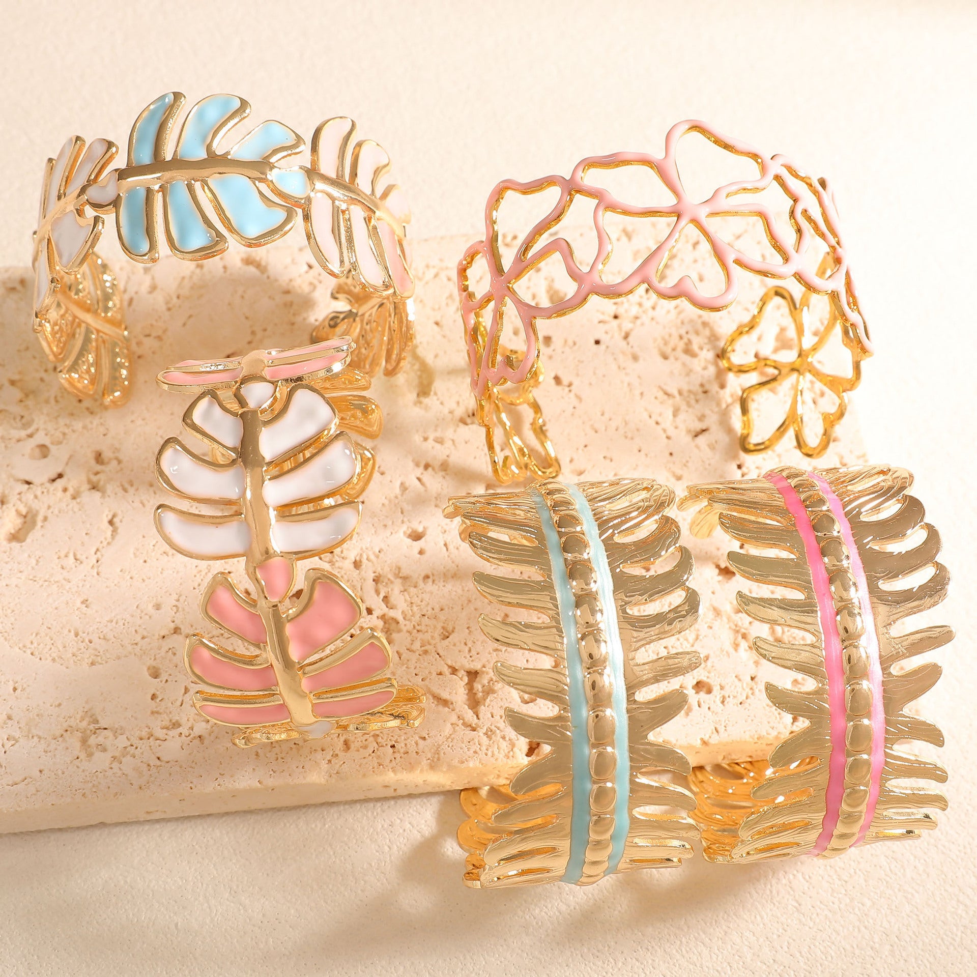 Women Open Bangle in Elegant Leaf Design Fashion Glam