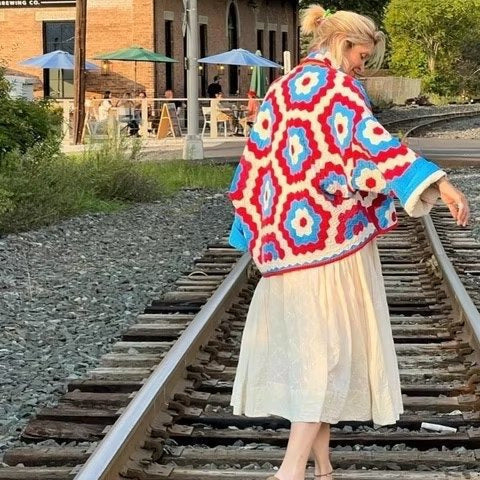 Women's quilted jacket in crochet square look with boxy oversized silhouette Fashion Glam