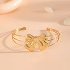Women's bracelet with intricate bow design Fashion Glam