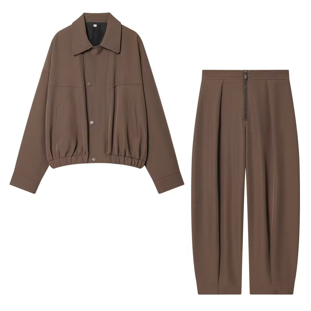 Women wide cropped pants with high waist, pleats and visible front zipper Fashion Glam