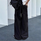 Unisex Oversize Cargo Jeans Pants with wide legs, flap pockets and snap button placket Fashion Glam