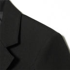 Women’s short blazer in sculpted look with dart seams and figure-flattering silhouette Fashion Glam