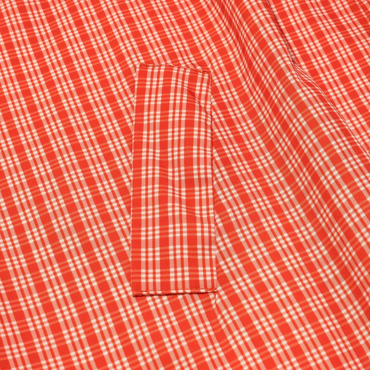 Ladies short cape jacket with check print and decorative tie bow Fashion Glam
