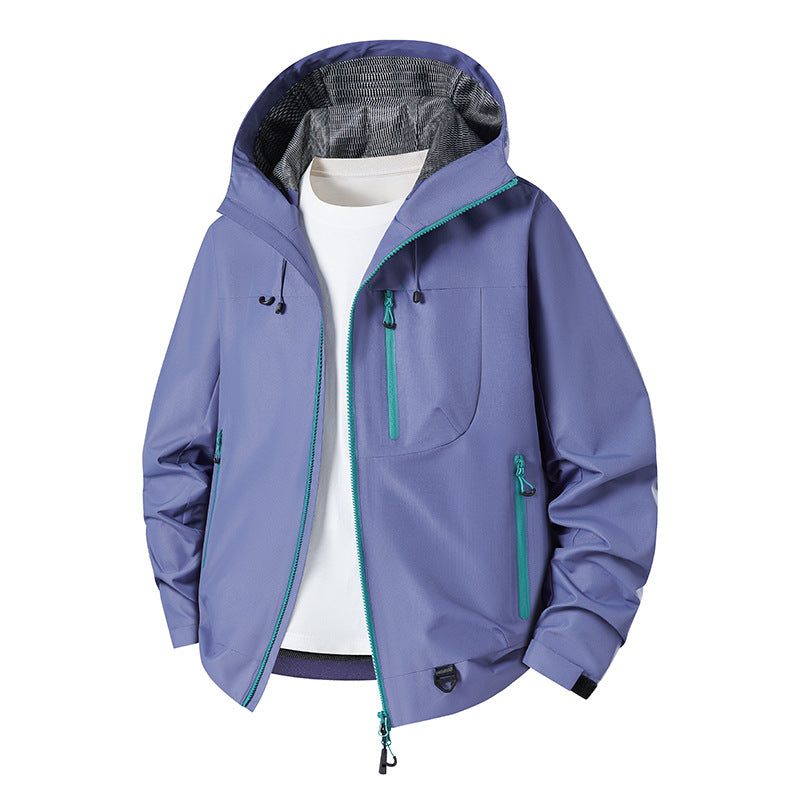 Men's water-repellent technical softshell jacket with hood, breathable mesh lining and zippered pockets Fashion Glam