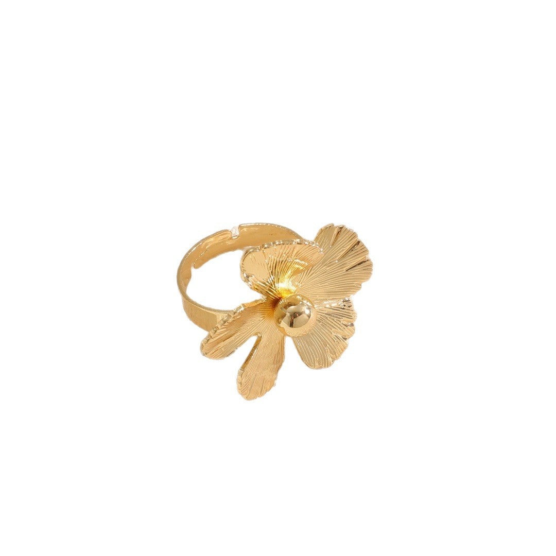 Women's wrist jewelry with floral design and high-quality surface finishing Fashion Glam