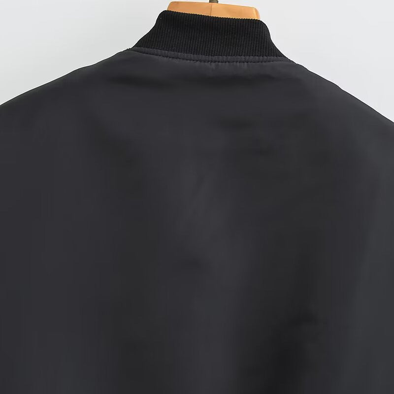 Women short cut nylon bomber jacket with shiny surface, padded lining and metal zipper Fashion Glam