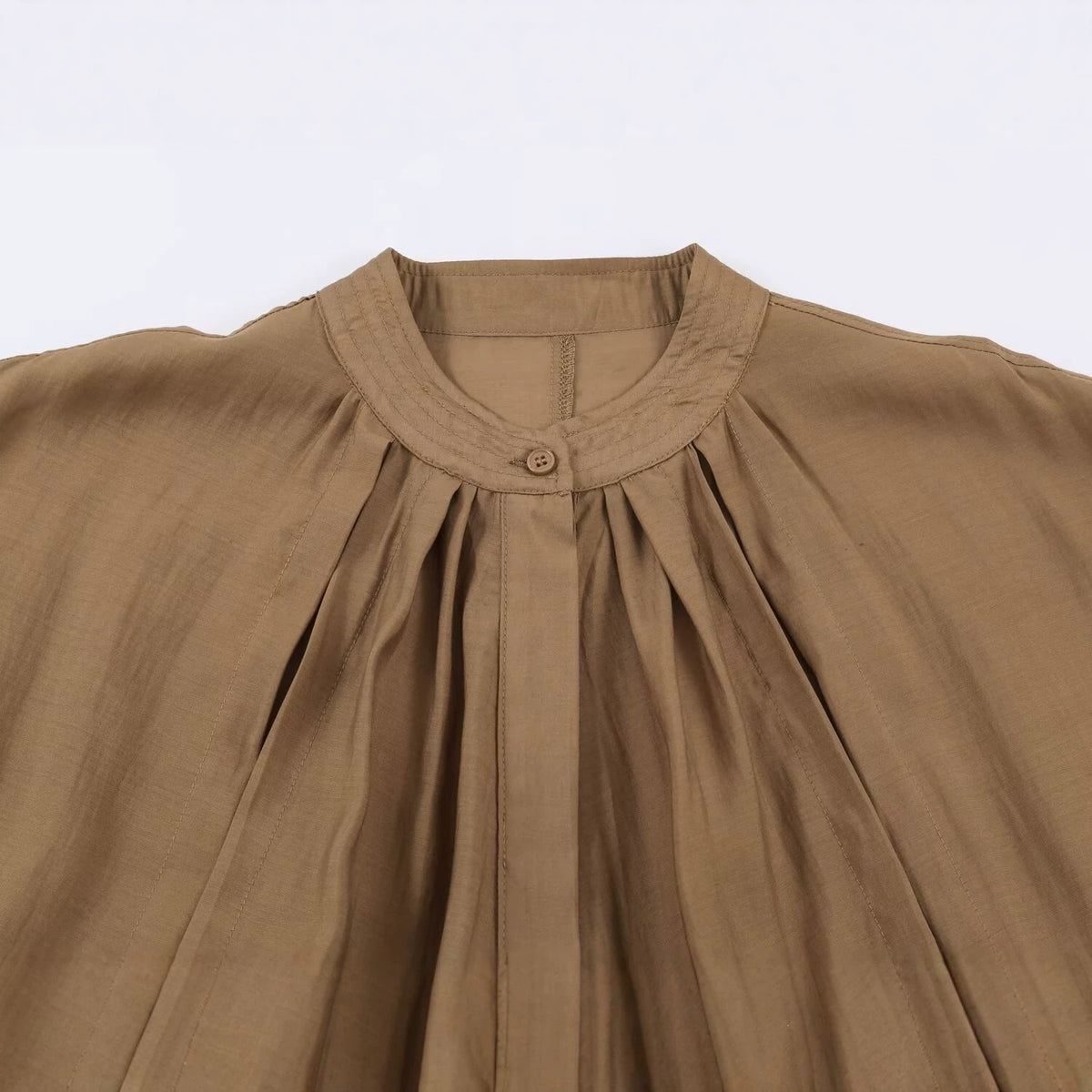 Women's Light Pleated Blouson Jacket with Stand-up Collar and Smocked Waist Fashion Glam