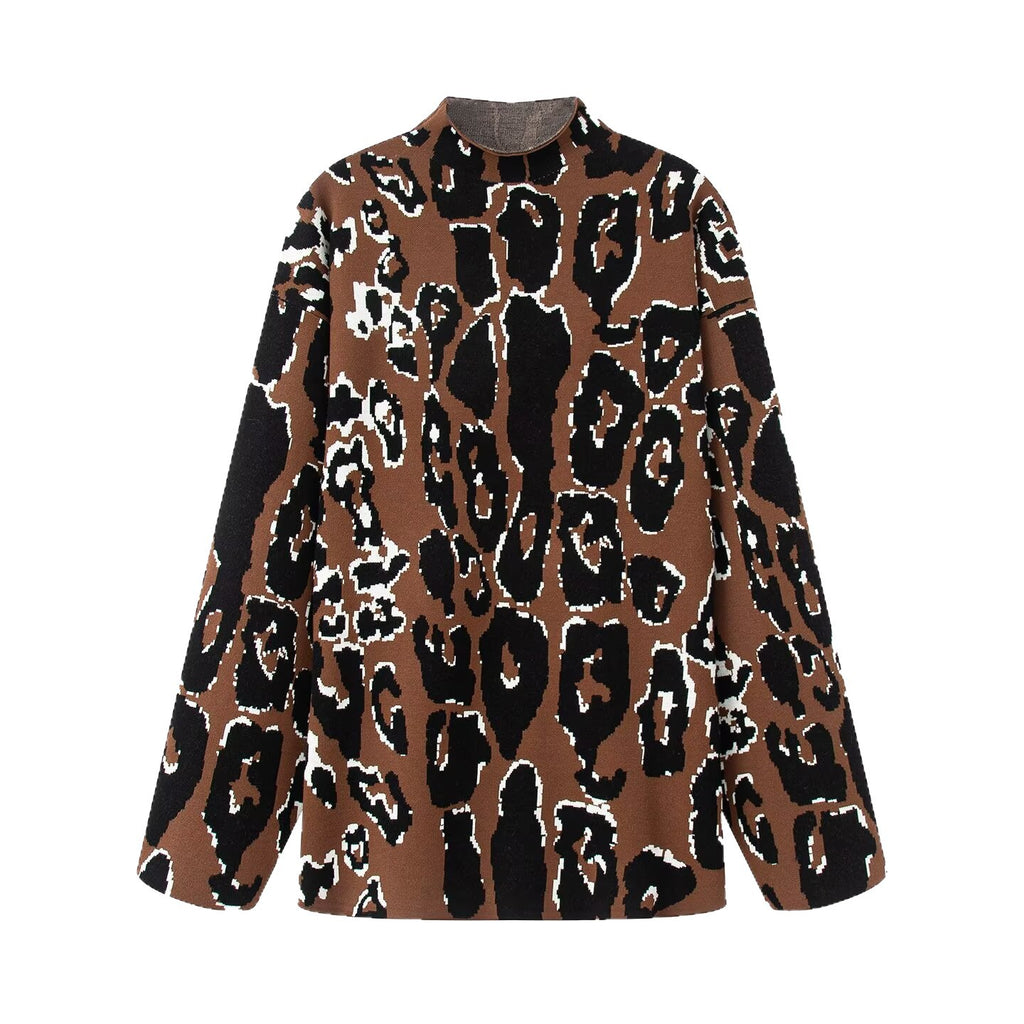 Ladies Oversized Knit Sweater with Stand-Up Collar and Jacquard Leopard Pattern Fashion Glam