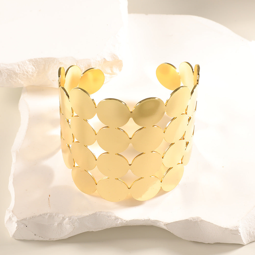 Women Open Bangle with Artistic Relief Design Fashion Glam