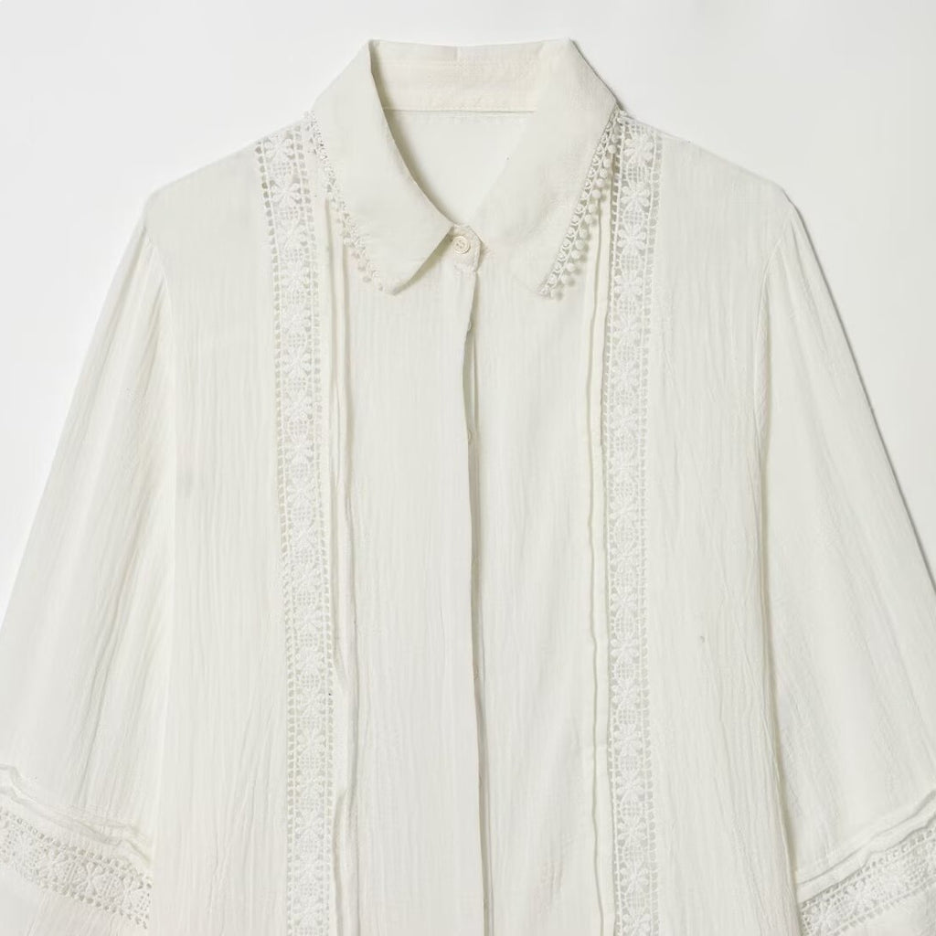 Ladies blouse with delicate lace appliqué, concealed button placket and balloon sleeves Fashion Glam