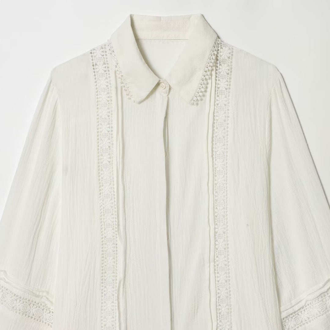 Ladies blouse with delicate lace appliqué, concealed button placket and balloon sleeves Fashion Glam