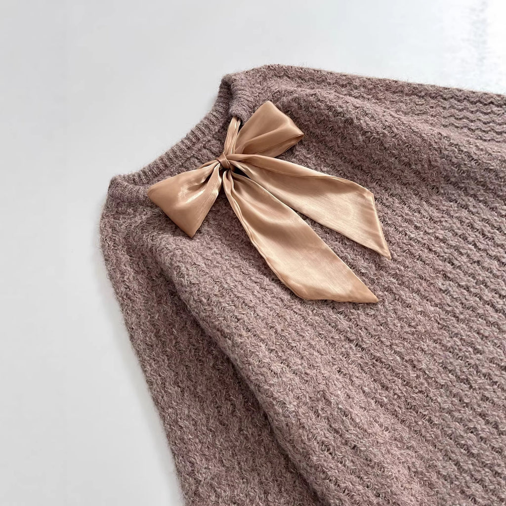 Women Oversize Mohair-Optics Knit Sweater with Back Bow Fashion Glam