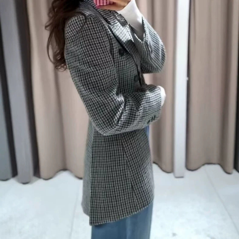 Women's Tailored Houndstooth Blazer with Tail and Lapel Collar Fashion Glam